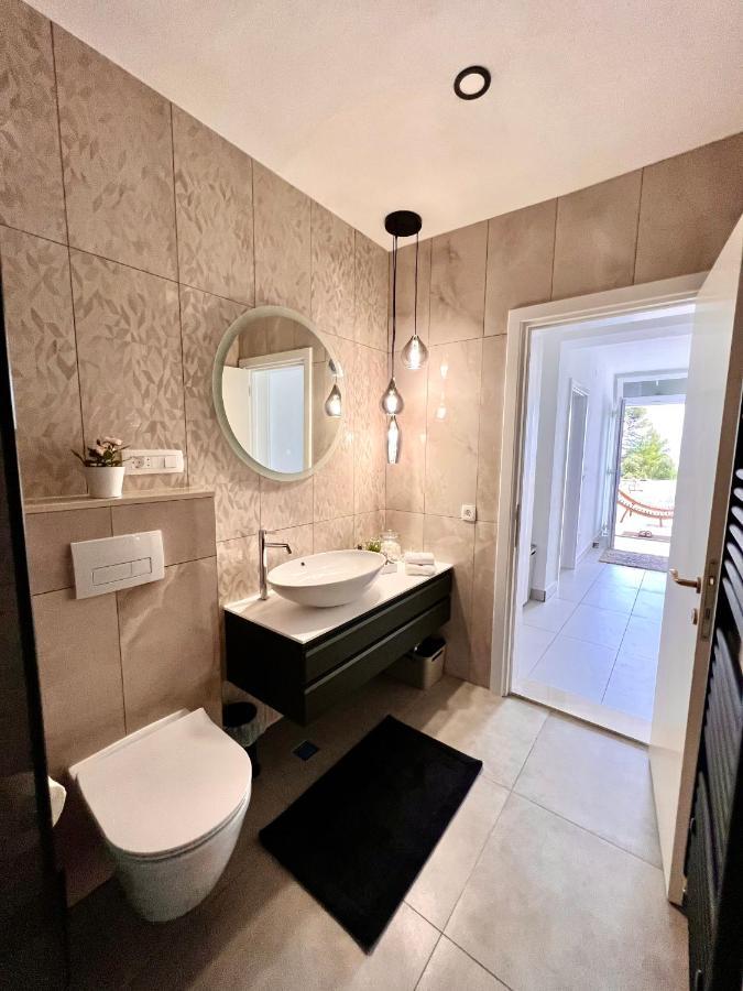 Seaview Pool Apartment-Lumiere, Island Hvar-Gdinj Экстерьер фото